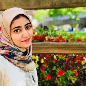 Meet your Posher, Nikta